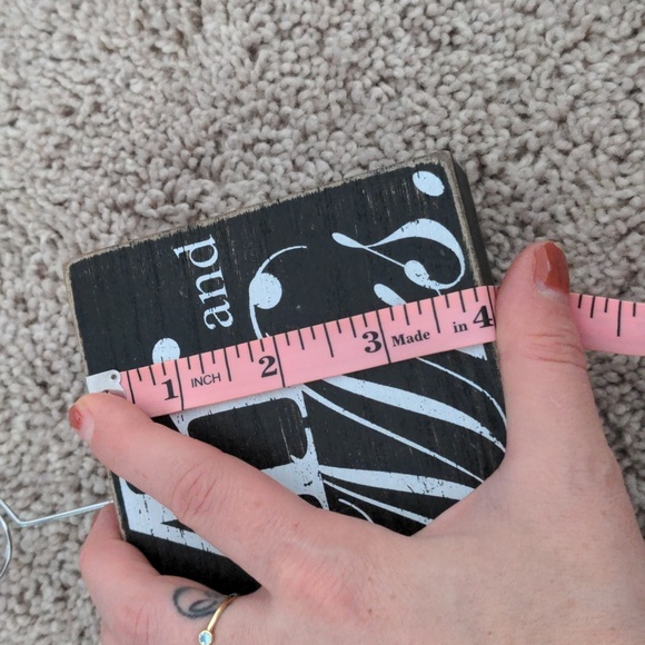 Mr. and Mrs. photo holder block - Picture 5 of 6